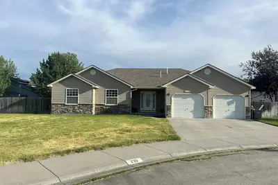 Image de Legacy Park Retreat: Cozy 3br Home in a Cul-De-Sac!