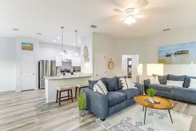 Image de Bright Rockport Vacation Rental w/ Community Pool!