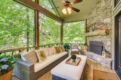 Image de Luxe Trillium Home w/ Fire Pit, 5 Mi to Cashiers
