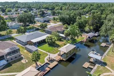 Image de Book Now! Canal Front Rental with Boat Dock Available