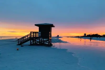Image de Siesta Key Beach View Overlooking Pool