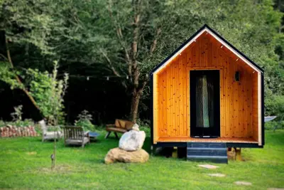 Image de Escape to Nature: Family-Friendly Blue Ridge Mountains Creekside Cabin