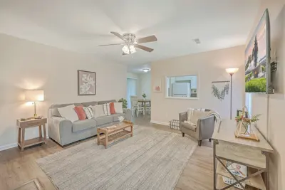 Image de Relax Near Downtown Charleston and Beaches