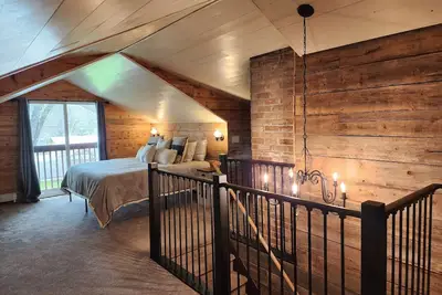 Image de Beautiful 5 bedroom home w/ access to hot tub/pool 25 mins to Glenwood or Vail!