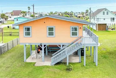 Image de Its Island time at Sea La Vie\n5 minutes from the beach with private fishing pier