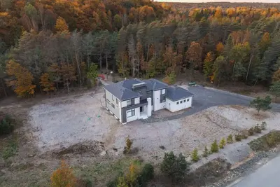 Image de 5br Private Forest | Sleep 10 | Hot Tub+Ev Charger