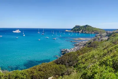 Image de Studio à la Favière, Commerces et Plage à proximité