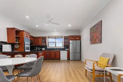Image de Large Home in Waratah