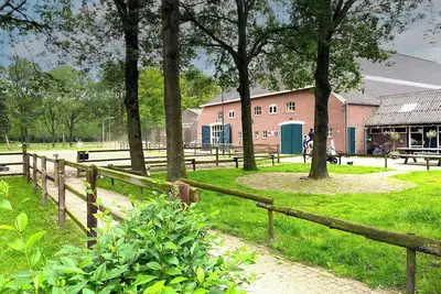 Image de Luxe rural avec bain à remous
