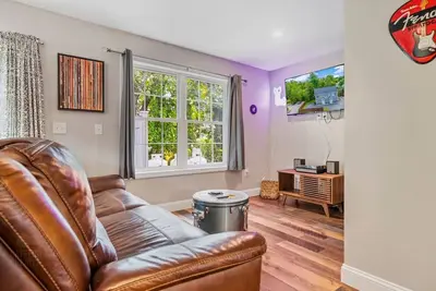 Image de Symphonic Serenity: 2br Rhythmic Retreat