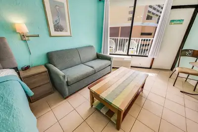 Image de Newly Added, Caravelle Towers, Views, Beach, Pools!