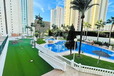 Image de A1056 - Appartement spacieux et ensoleillé avec piscine et climatisation