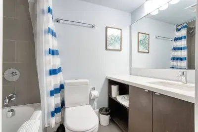 Image de Yorkville 1 bedroom Downtown Toronto