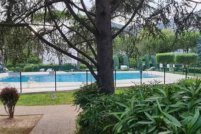 Image de 14465 Location saisonnière 1 pièce avec piscine.