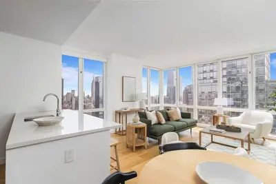Image de Luxury 2bed 2 bath apt on the clouds near Hudson Yards and Time Square