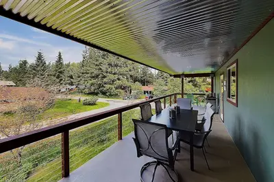 Image de Updated Home Near Mendenhall Glacier w/ Large Deck