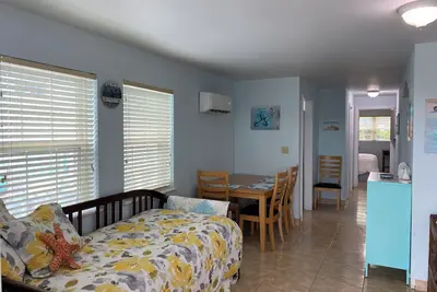 Image de Come see the View at the Sea-View