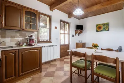 Image de Maison de vacances 'Appartamento Girasole' avec piscine partagée, terrasse privée et Wi-Fi
