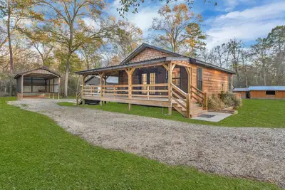 Image de Cozy Country Cabin in the Woods