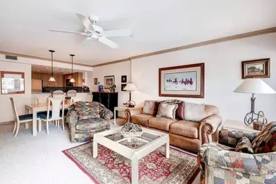 Image de Condo in the Heart of Beaver Creek Village