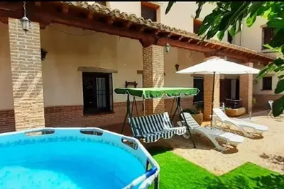 Image de Maison de campagne \"Casa Rural La Era\" avec vue sur la montagne, Wi-Fi et climatisation