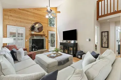 Image de The Grizzly Pines Retreat- Deck, Bbq, Firepit+