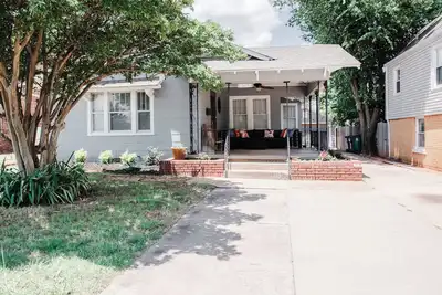 Image de Charming Bungalow House