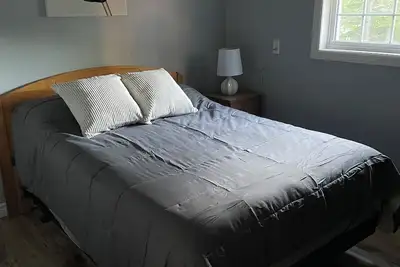 Image de Very cozy and private area…Pet friendly…