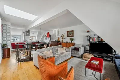 The Spiral Centrepiece, by Veeve