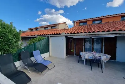Image de Charmante Villa T3 avec Piscine, Terrasse et Parking pour 6 Personnes à Port Barcarès