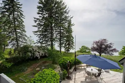 Image de Lake Michigan Cottage w/Beach, Hot Tub & New Kitchen