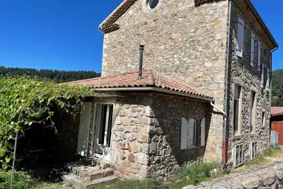 Image de Gîte dans le parc des Monts d'Ardèche 07160 Accons