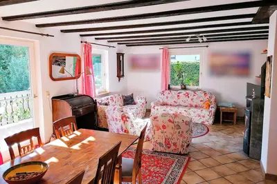 Image de Walnut House - Large, stylish house, 20 minutes from Lake Constance