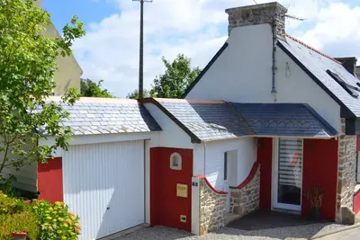 Image de Maison de Vacances à Guissény : Charme et Convivialité en Bord de Mer