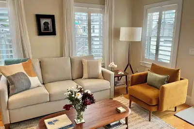 Image de Modern beachfront condo with private deck, harbor views, and parking!