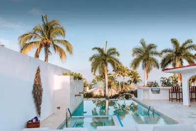 Perfect, secluded beach location in San Jose del Cabo near The Palmilla