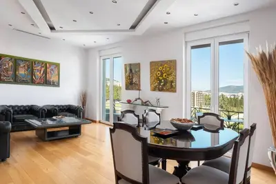 Image de Stupendous Athens Apartment | 3 Bedrooms | Apartment Aria | Furnished Balcony with Breathtaking Views of the Majestic Temple of Zeus | Athina | Acropolis