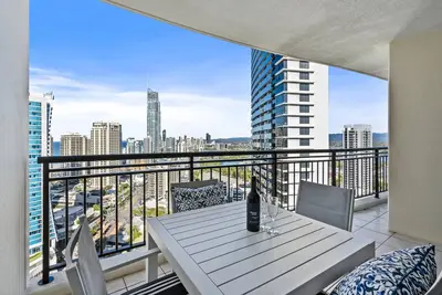 Image de Chevron Renaissance - 3 Bedroom Sub Penthouse