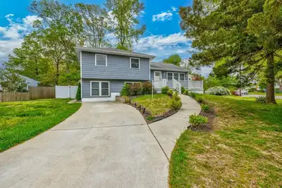 Image de Remodeled North Cape May Home