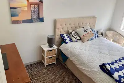 Image de 2 Bedroom Studio Apartment, close to beaches