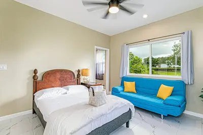 Modern 2 bedrooms apt. - Seashell One