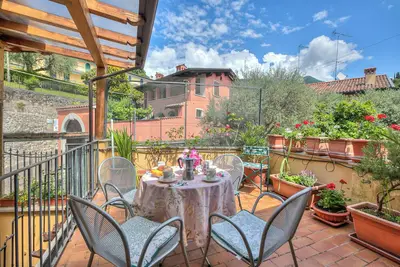 Image de Ory House- Gardone center & 500m lake, Gardone Riviera, Italy