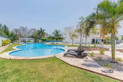 Image de Comfortable Family Retreat: Pool, Bbq & Playground