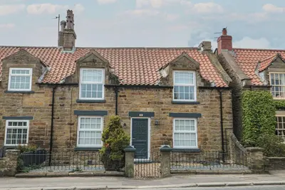 Image de 15 High Street, pet friendly, character holiday cottage in Burniston
