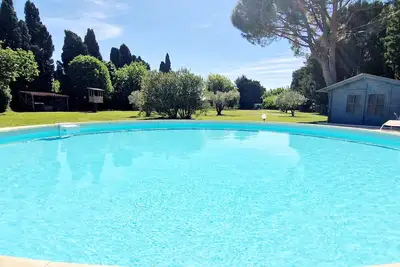 Image de Mas 190 m2 avec piscine privée 50 m² proche Avignon et Saint Rémy de Provence