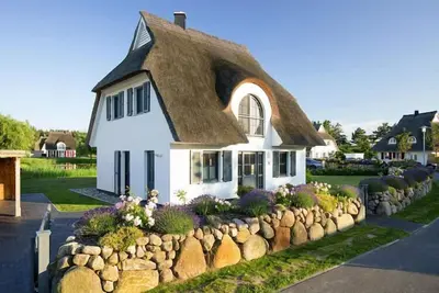 Image de Maison de Luxe Bodstedt près de Lagune & Sauna