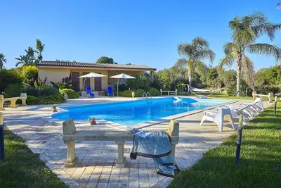 Image de Villa avec piscine