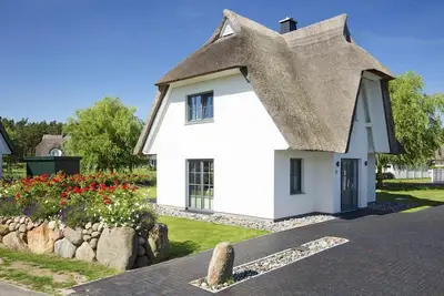 Image de Maison en Chaume près de la Lagune