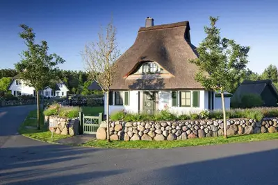 Image de Maison près du Bodden avec Sauna