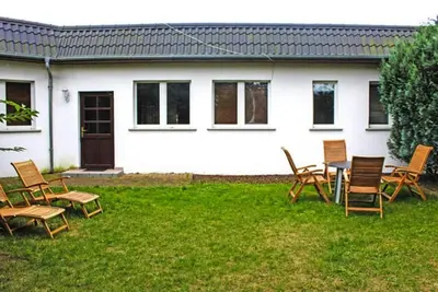 Image de Bungalow au Lac Kummerow avec Plage